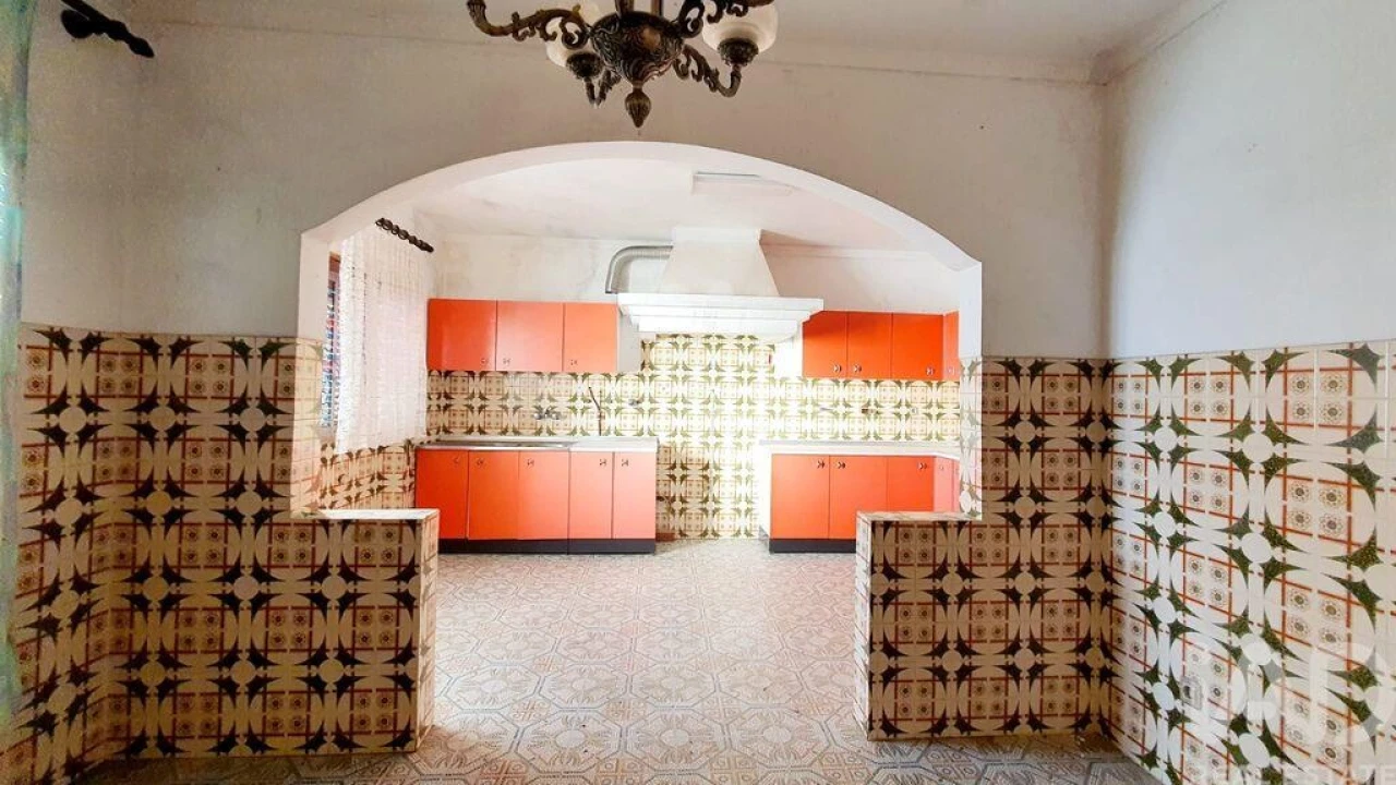 Moradia T6 para Venda em Espírito Santo, Nossa Senhora da Graça e São Simão Foto 15