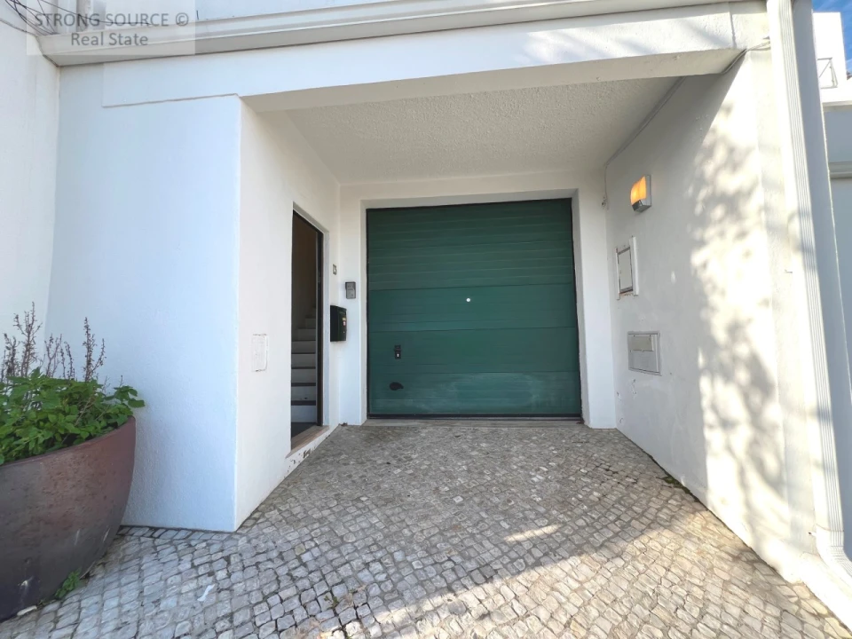 Moradia T3 para Venda em Sesimbra (Santiago) Foto 4