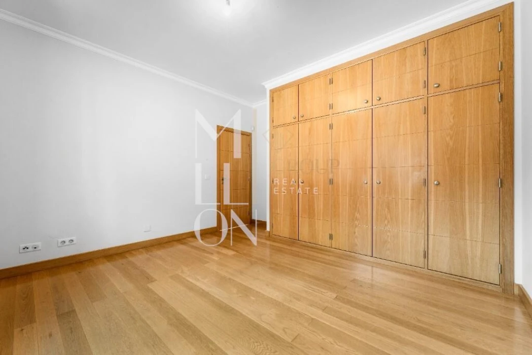 Moradia T4 para Venda em Camara de Lobos Foto 39