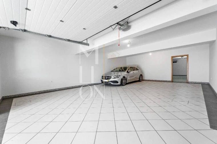 Moradia T4 para Venda em Camara de Lobos Foto 65