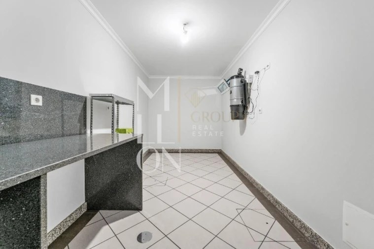 Moradia T4 para Venda em Camara de Lobos Foto 61