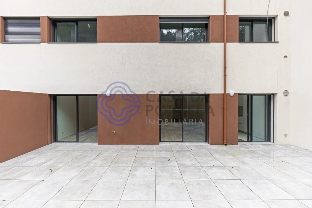 Apartamento T2 para Venda em Santa Maria de Lamas Foto 27