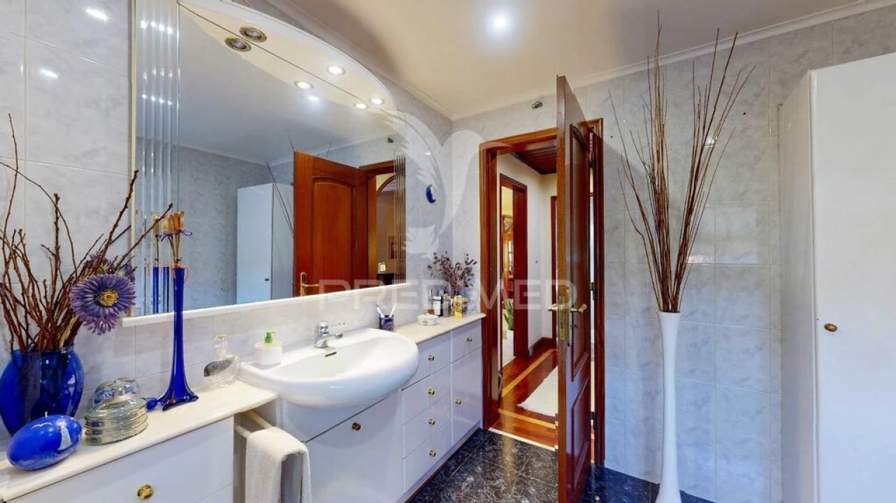 Moradia T4 para Venda em Ramada e Caneças Foto 19