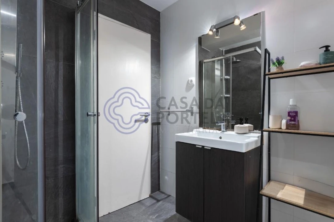 Apartamento T2 para Venda em Foz do Arelho Foto 24