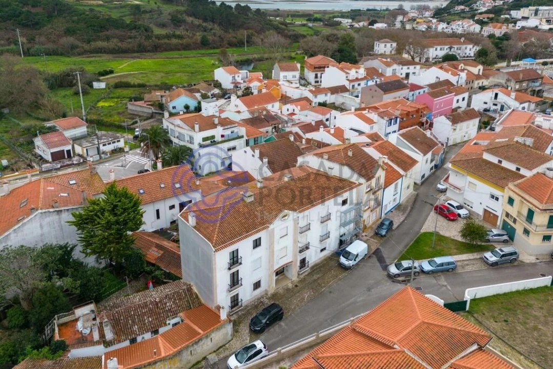 Apartamento T2 para Venda em Foz do Arelho Foto 4