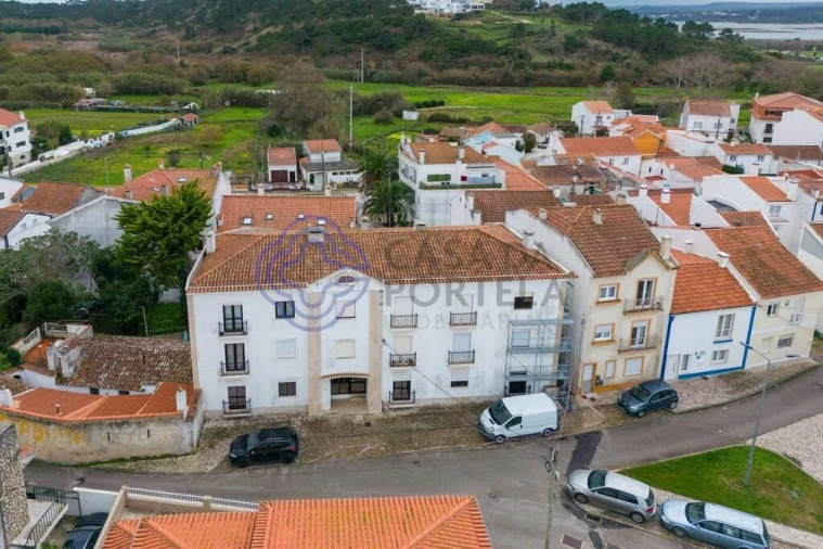 Apartamento T2 para Venda em Foz do Arelho Foto 5