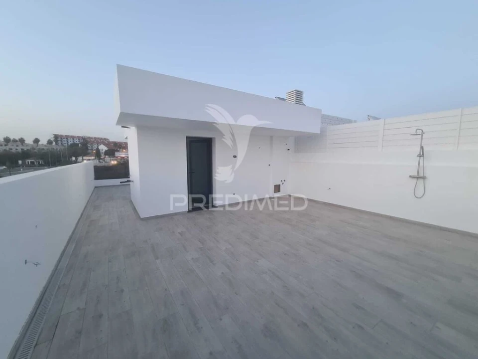 Moradia T4 para Venda em Tavira (Santa Maria e Santiago) Foto 9