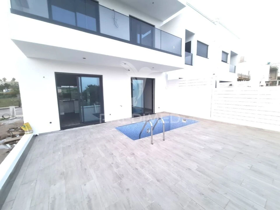 Moradia T4 para Venda em Tavira (Santa Maria e Santiago) Foto 1