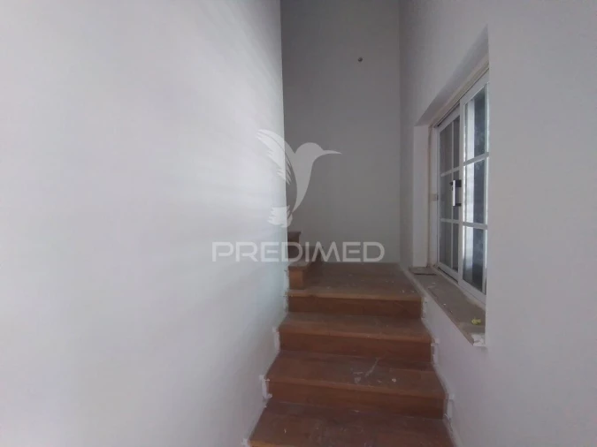 Moradia T6 para Venda em Rio de Mouro Foto 15