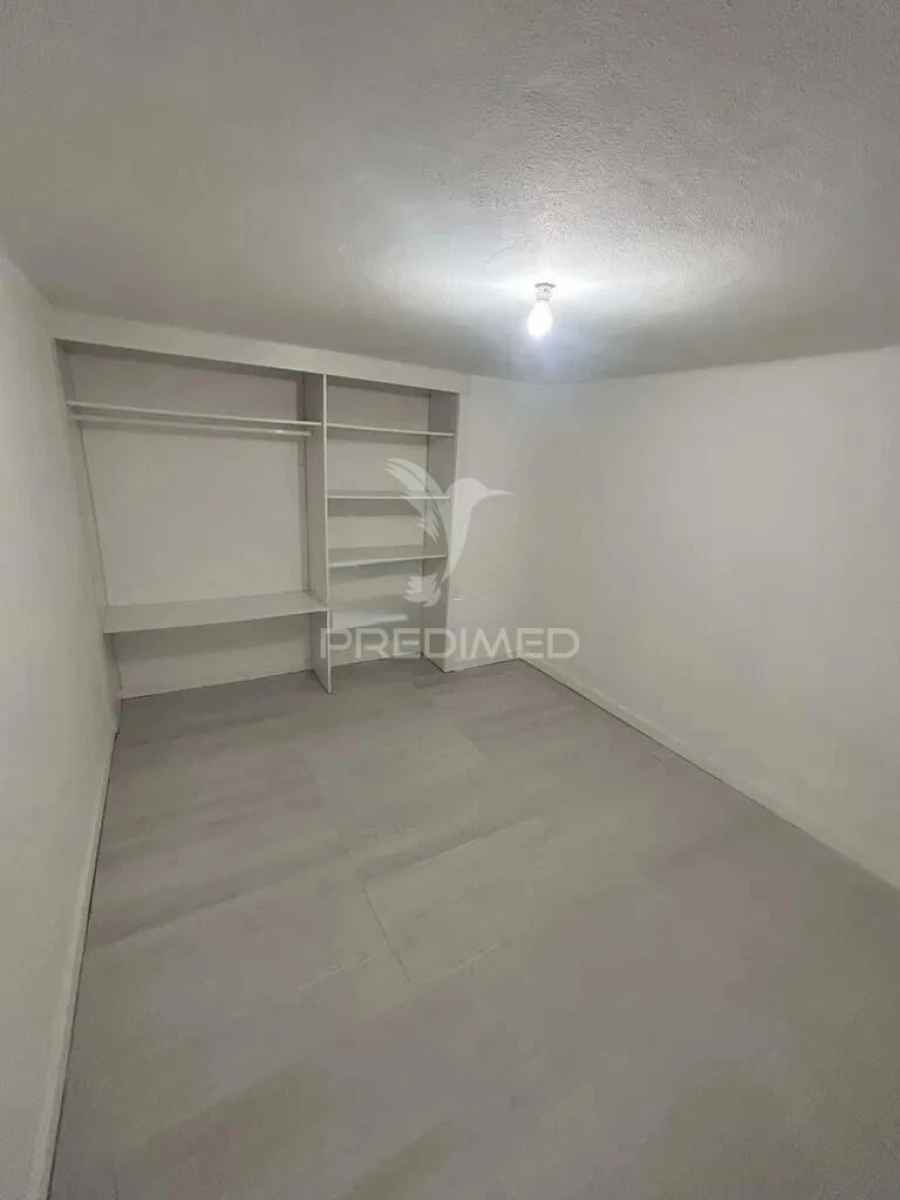 Apartamento T2 para Venda em Laranjeiro e Feijó Foto 6