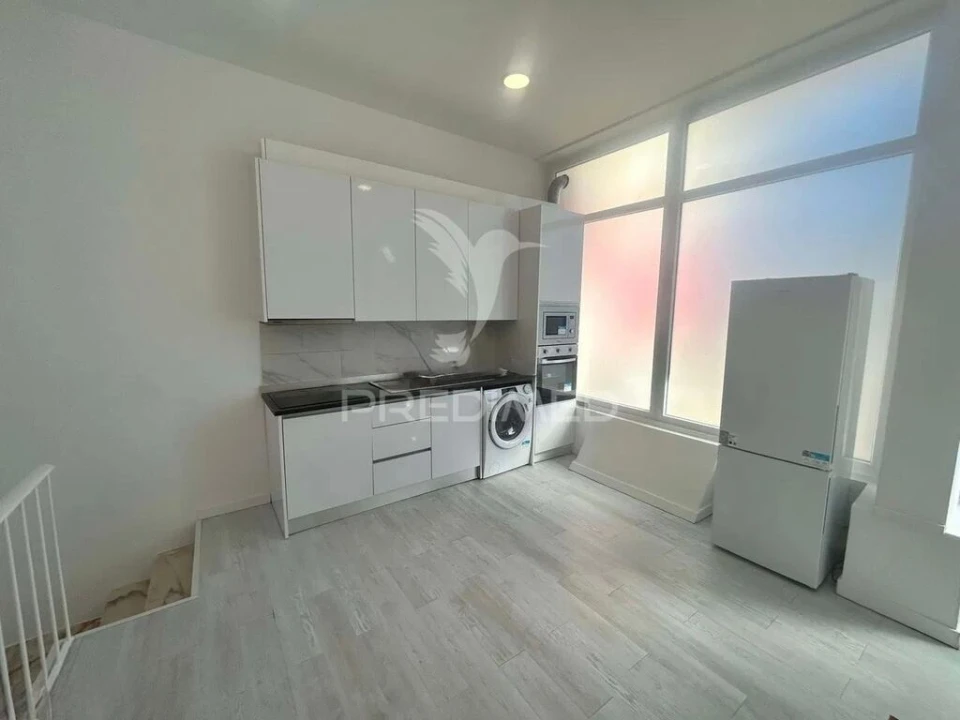 Apartamento T2 para Venda em Laranjeiro e Feijó Foto 2