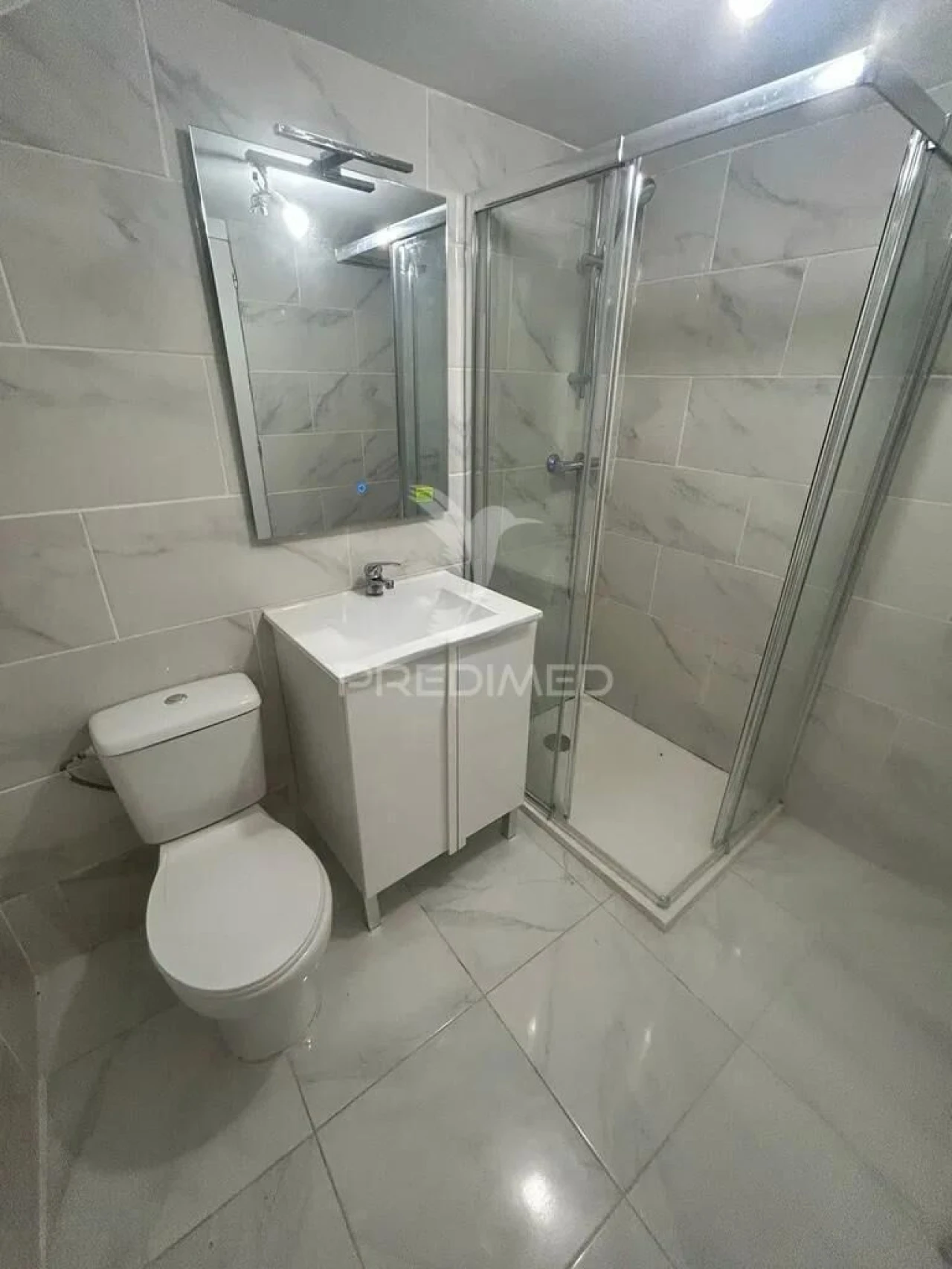 Apartamento T2 para Venda em Laranjeiro e Feijó Foto 17