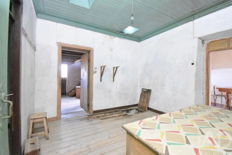 Moradia T4 para Venda em Cumeeira Foto 9