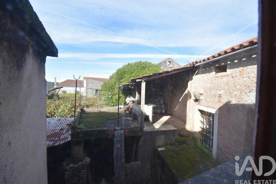 Moradia T4 para Venda em Cumeeira Foto 16