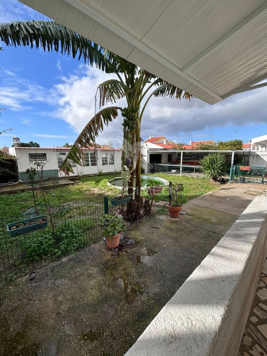 Moradia T3 para Venda em Santo Antonio da Charneca Foto 7