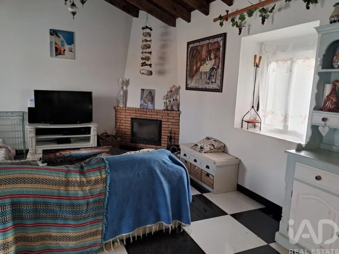 Moradia T3 para Venda em Odeleite Foto 13