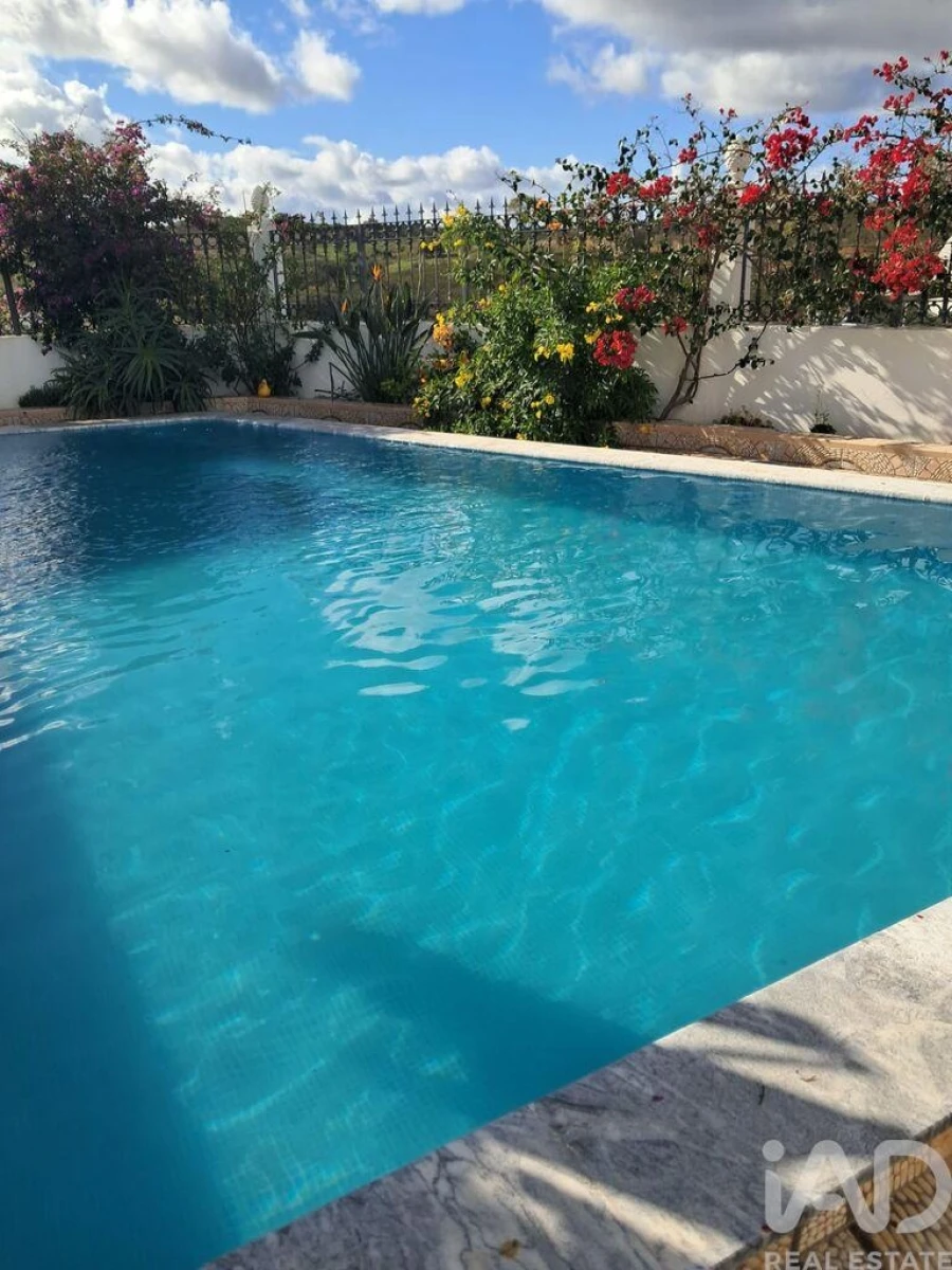 Moradia T3 para Venda em Odeleite Foto 2