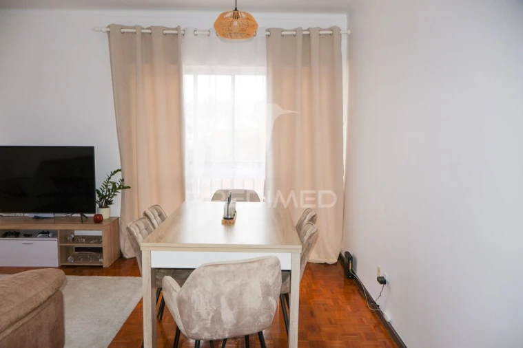 Apartamento T3 para Venda em Aljubarrota Foto 2