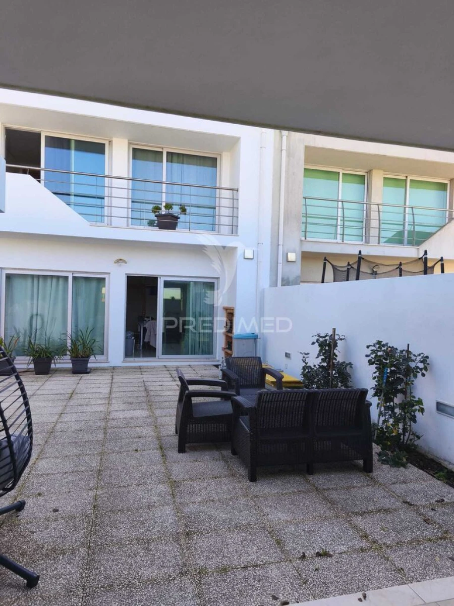 Moradia T4 para Venda em Gafanha da Encarnação Foto 12