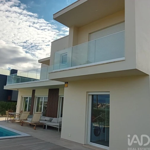 Moradia T4 para Venda em Vau Foto 15