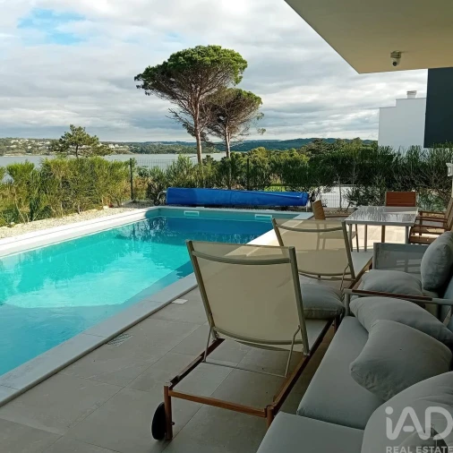 Moradia T4 para Venda em Vau Foto 1