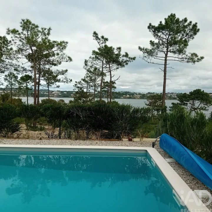 Moradia T4 para Venda em Vau Foto 7