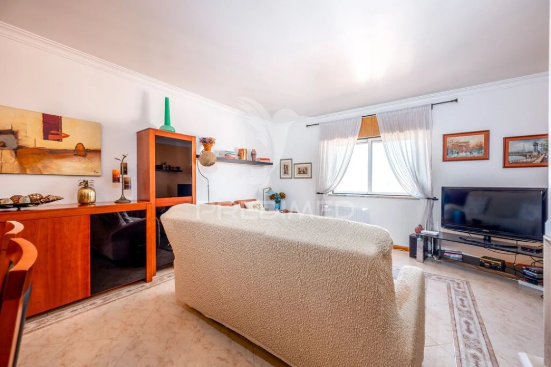 Apartamento T2 para Venda em Cacém e São Marcos Foto 19