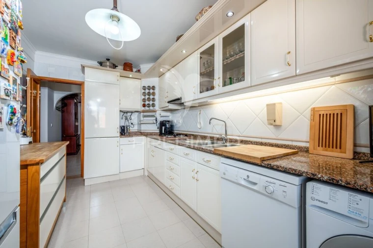 Apartamento T2 para Venda em Cacém e São Marcos Foto 11