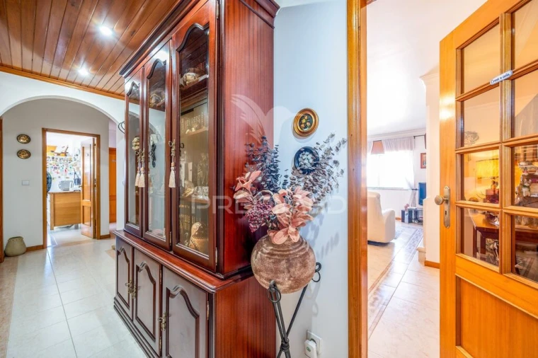 Apartamento T2 para Venda em Cacém e São Marcos Foto 6