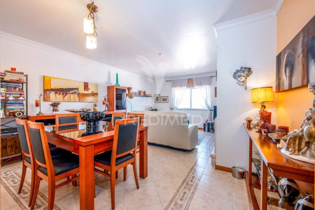 Apartamento T2 para Venda em Cacém e São Marcos Foto 18