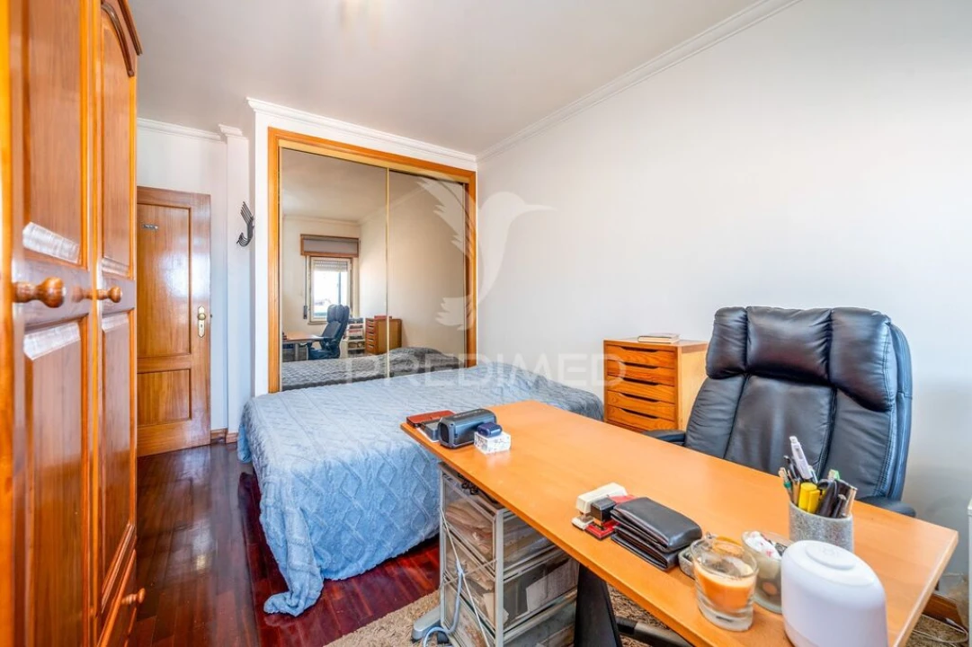 Apartamento T2 para Venda em Cacém e São Marcos Foto 16