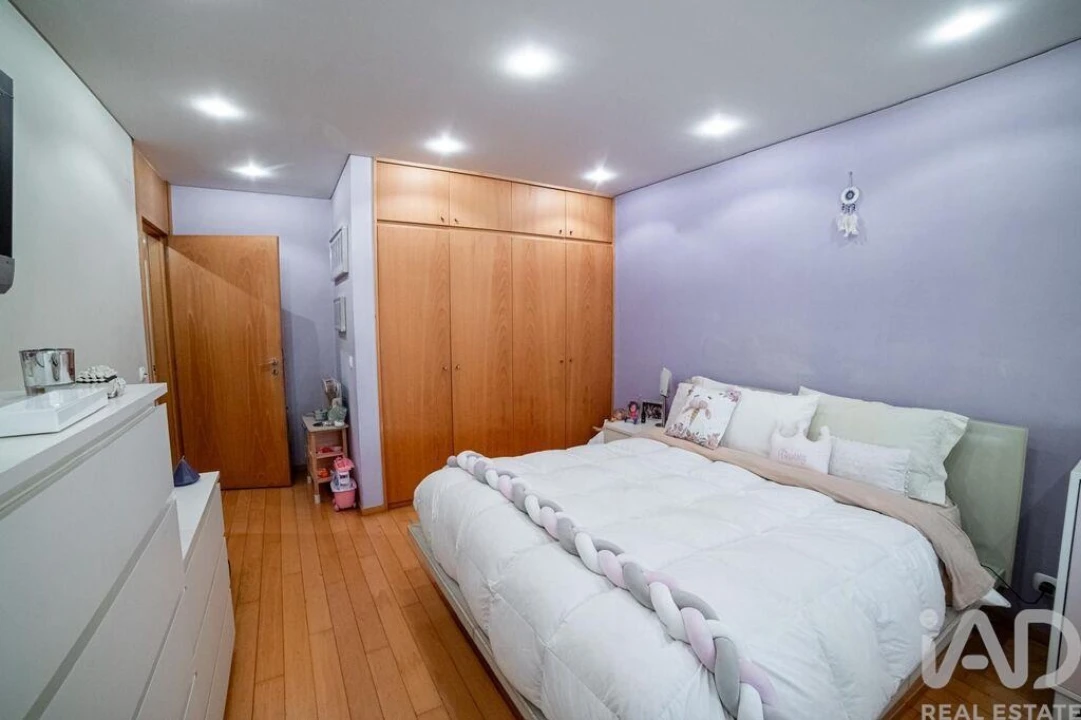 Apartamento T5 para Venda em Santo Tirso, Couto (Santa Cristina e São Miguel) e Burgães Foto 5