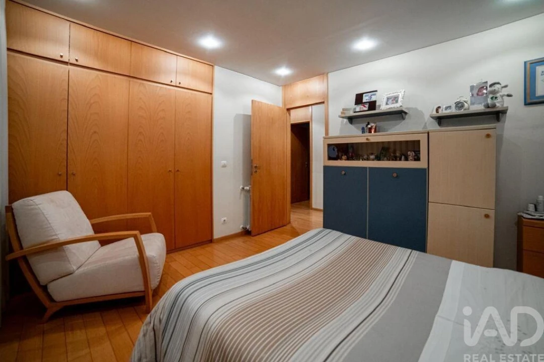 Apartamento T5 para Venda em Santo Tirso, Couto (Santa Cristina e São Miguel) e Burgães Foto 26