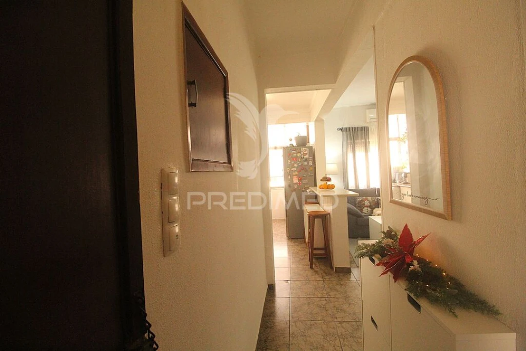 Apartamento T2 para Venda em Barreiro e Lavradio Foto 8