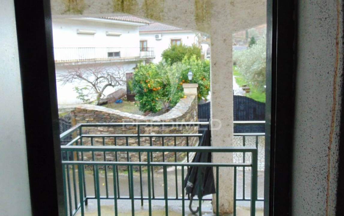 Moradia T3 para Venda em Abaças Foto 11