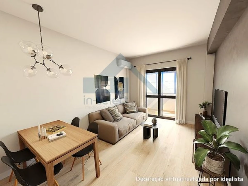 Apartamento T2 para Venda em Quarteira Foto 1