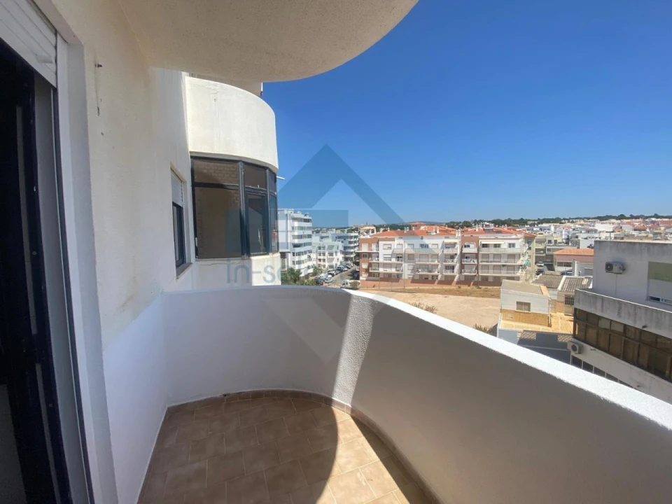 Apartamento T2 para Venda em Quarteira Foto 17