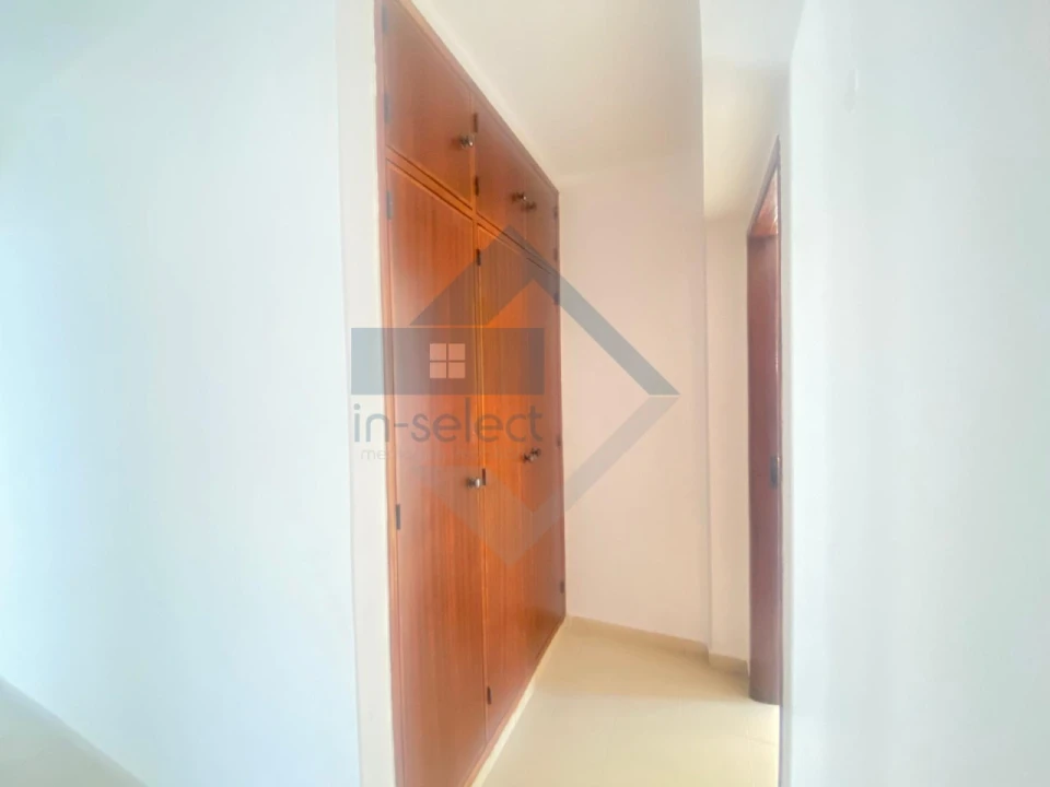 Apartamento T2 para Venda em Quarteira Foto 21