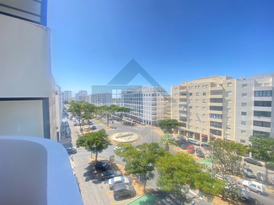 Apartamento T2 para Venda em Quarteira Foto 26