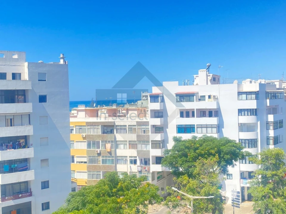 Apartamento T2 para Venda em Quarteira Foto 27