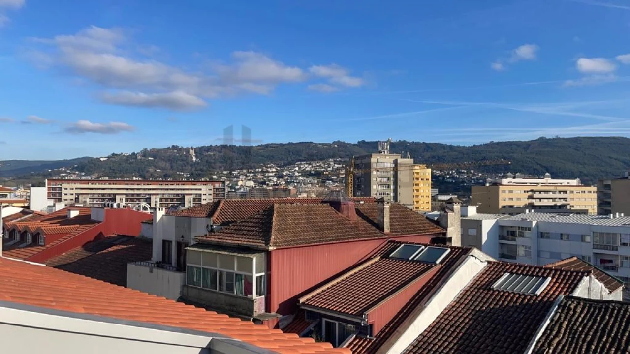 Apartamento T2 para Arrendamento em São Vitor (Braga) Foto 27