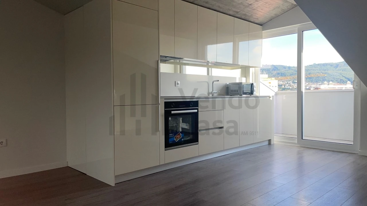 Apartamento T2 para Arrendamento em São Vitor (Braga) Foto 35
