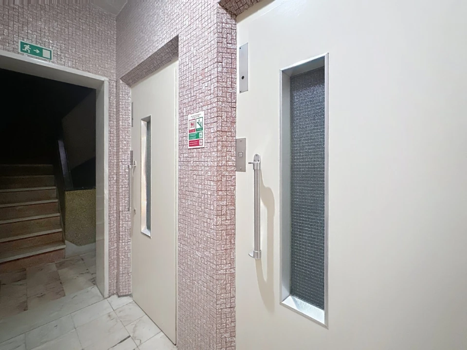 Apartamento T2 para Arrendamento em Águas Livres Foto 19