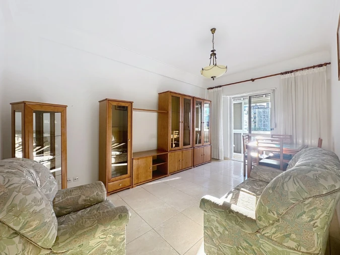 Apartamento T2 para Arrendamento em Águas Livres Foto 4