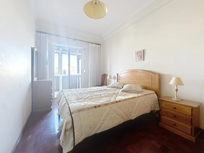 Apartamento T2 para Arrendamento em Águas Livres Foto 6