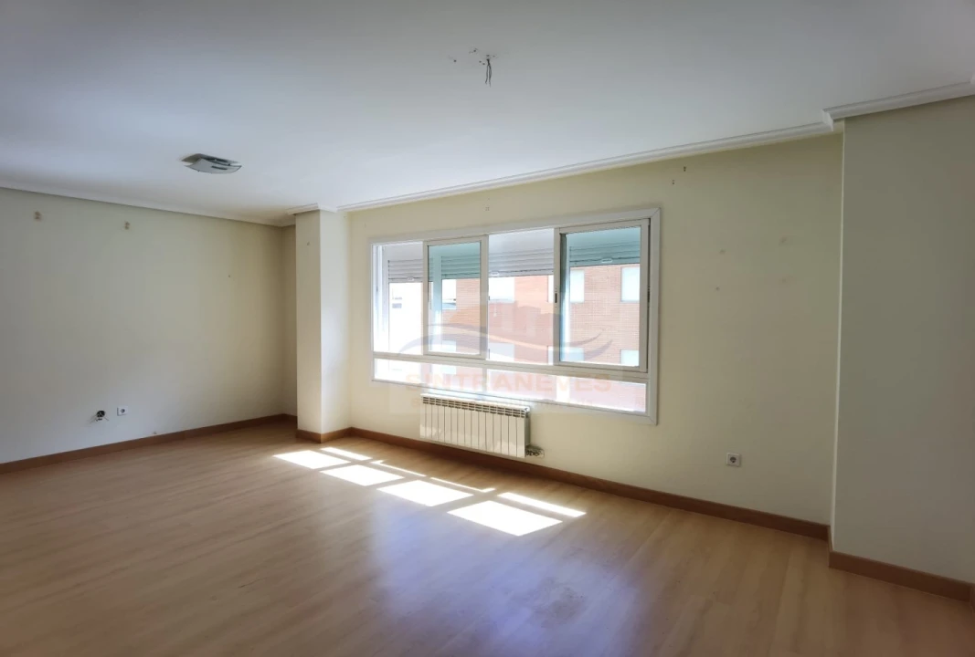 Apartamento T4 para Venda em Alhos Vedros Foto 6