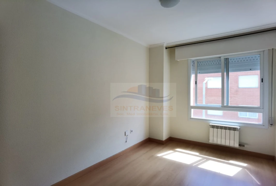 Apartamento T4 para Venda em Alhos Vedros Foto 19