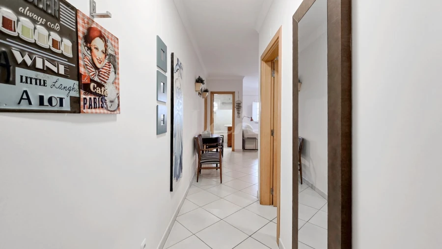 Apartamento T1 para Venda em Tavira (Santa Maria e Santiago) Foto 6