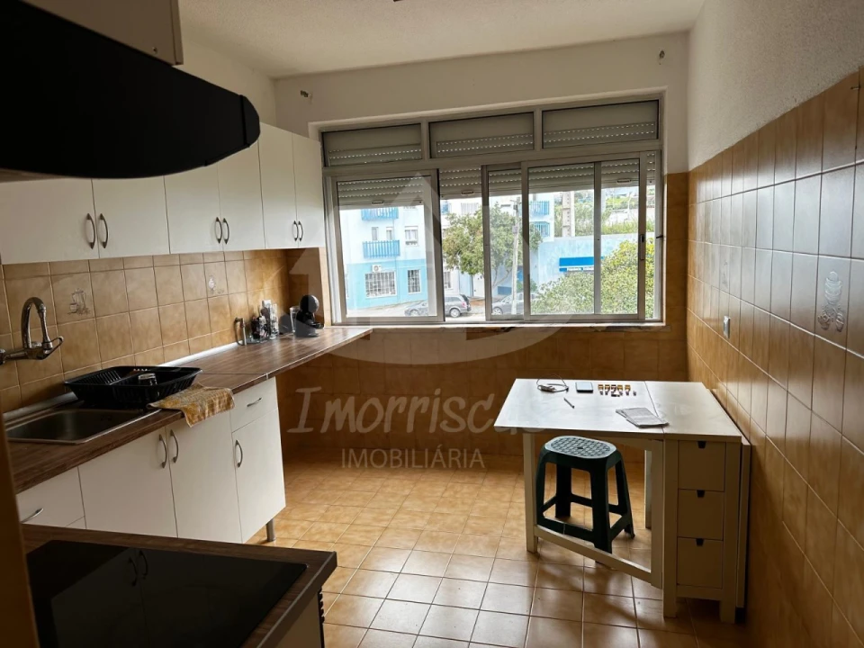 Apartamento T2 para Venda em Póvoa de Santa Iria e Forte da Casa Foto 4
