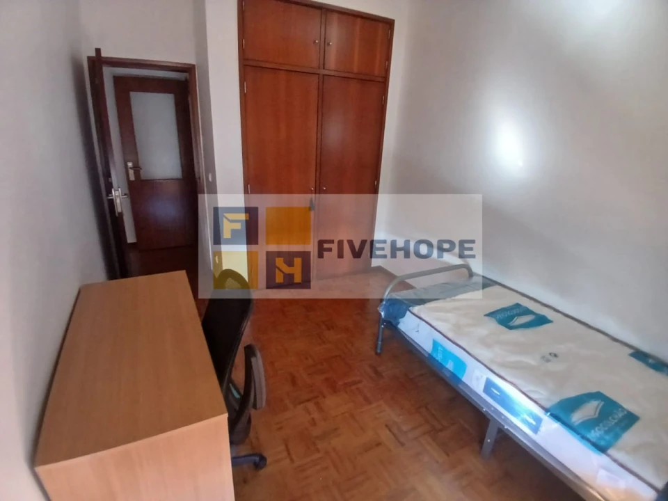 Apartamento T3 para Venda em Santa Clara e Castelo Viegas Foto 11